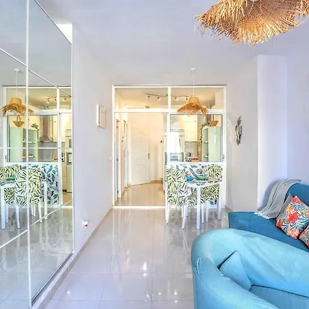 Apartment Tropical - Parking, Wifi, Ac Torremolinos